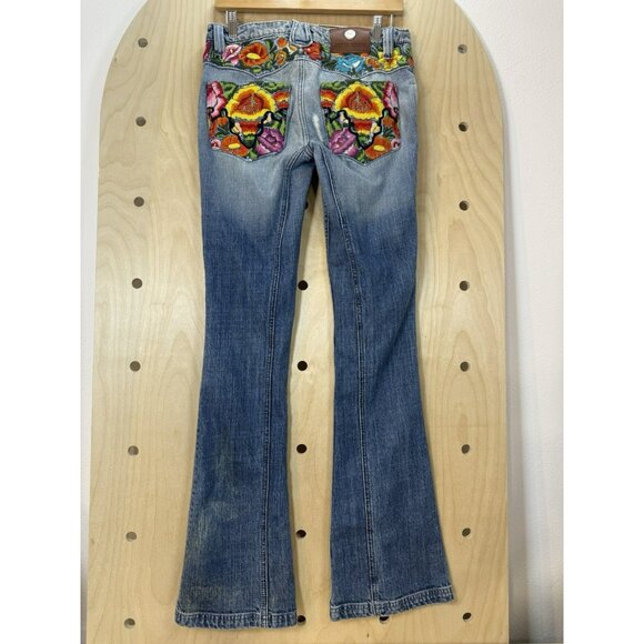 ANTIK Denim Embroidered Bright Floral Distressed Bootcut Size 28 X 32 USA - Picture 12 of 16
